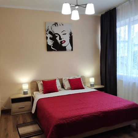 Apartments Domovik Мостова 5 Кв 37 무카체베 외부 사진