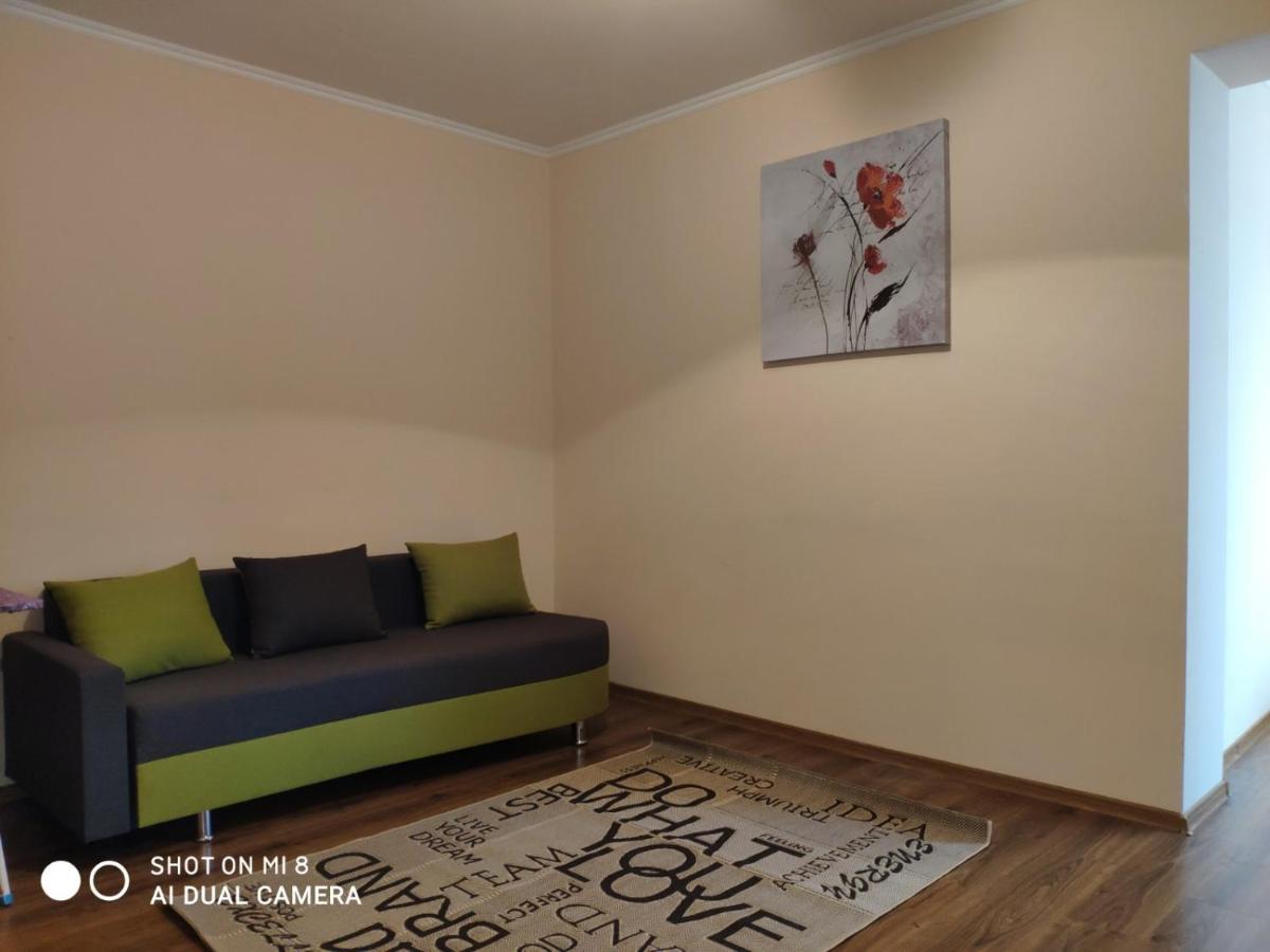 Apartments Domovik Мостова 5 Кв 37 무카체베 외부 사진