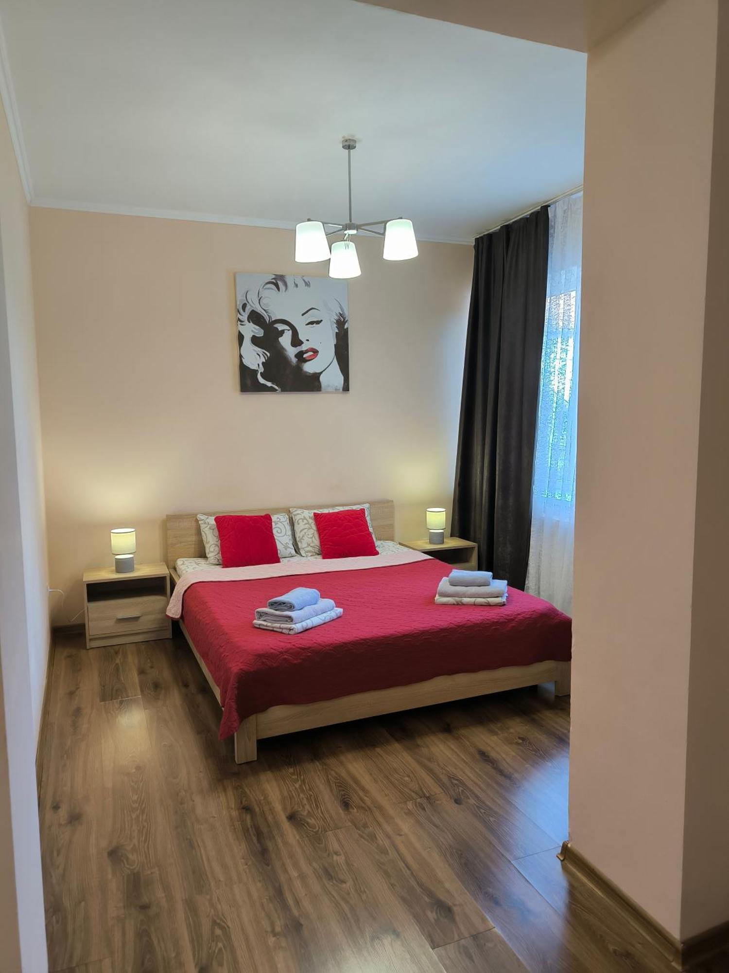 Apartments Domovik Мостова 5 Кв 37 무카체베 외부 사진